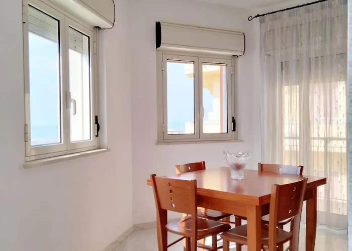 Finestra Sul Mare Di Alessandro Appartement Balestrate