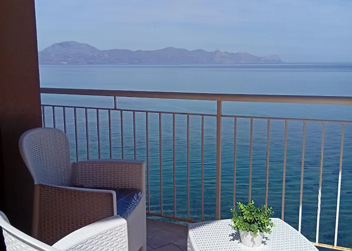 Finestra Sul Mare Di Alessandro Appartement